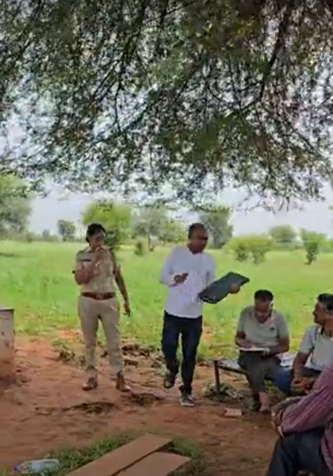 नागौर में चाकू से गला काटकर बुजुर्ग की हत्या:डर कर खेत में छुपा रहा दोहिता, बोला-मर्डर के बाद शराब पार्टी की, खाना खाया