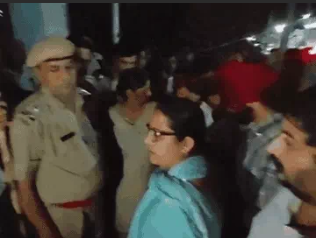 मुख्यमंत्री का अनूपगढ़ दौरा,कांग्रेस नेताओं को थाने बुलाने पर विवाद:पदाधिकारियों ने डिटेन करने का आरोप लगाया, विधायक बोलीं- दबाव बना रही पुलिस