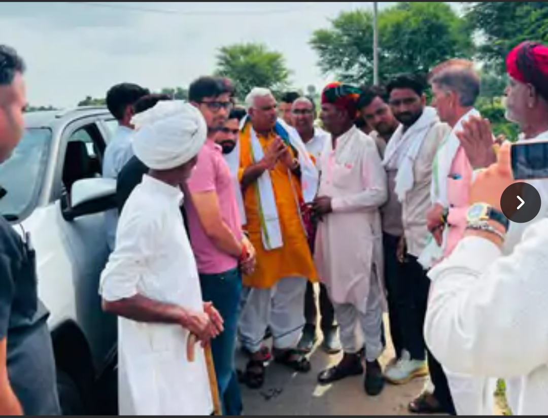देवधाम जोधपुरिया पहुंचे गृह राज्य मंत्री बेढम:भगवान देवनारायण के दर्शन कर की पूजा-अर्चना, मंदिर ट्रस्ट ने विकास कार्यों की दी जानकारी