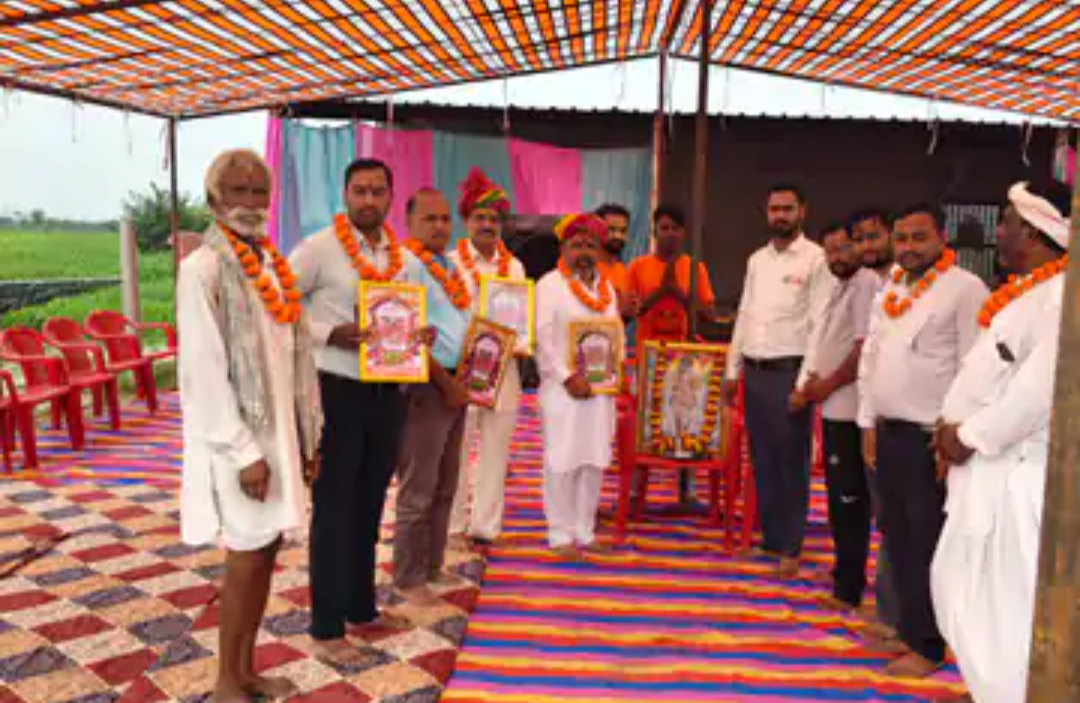 झिराना टोल प्लाजा पर तीसरा विशाल भंडारा शुरू:सांवरिया सरकार सेवा समिति ने पदयात्रियों के लिए महाप्रसादी बांटी