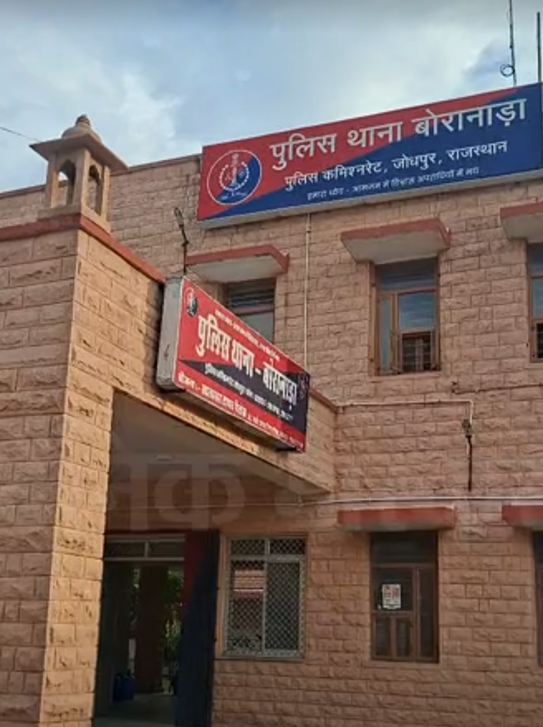 जोधपुर- डंपर की टक्कर से बाइक सवार युवक की मौत:पीछे से आई गाड़ी ने चपेट में ले लिया, फिर मौके से भाग निकला ड्राइवर