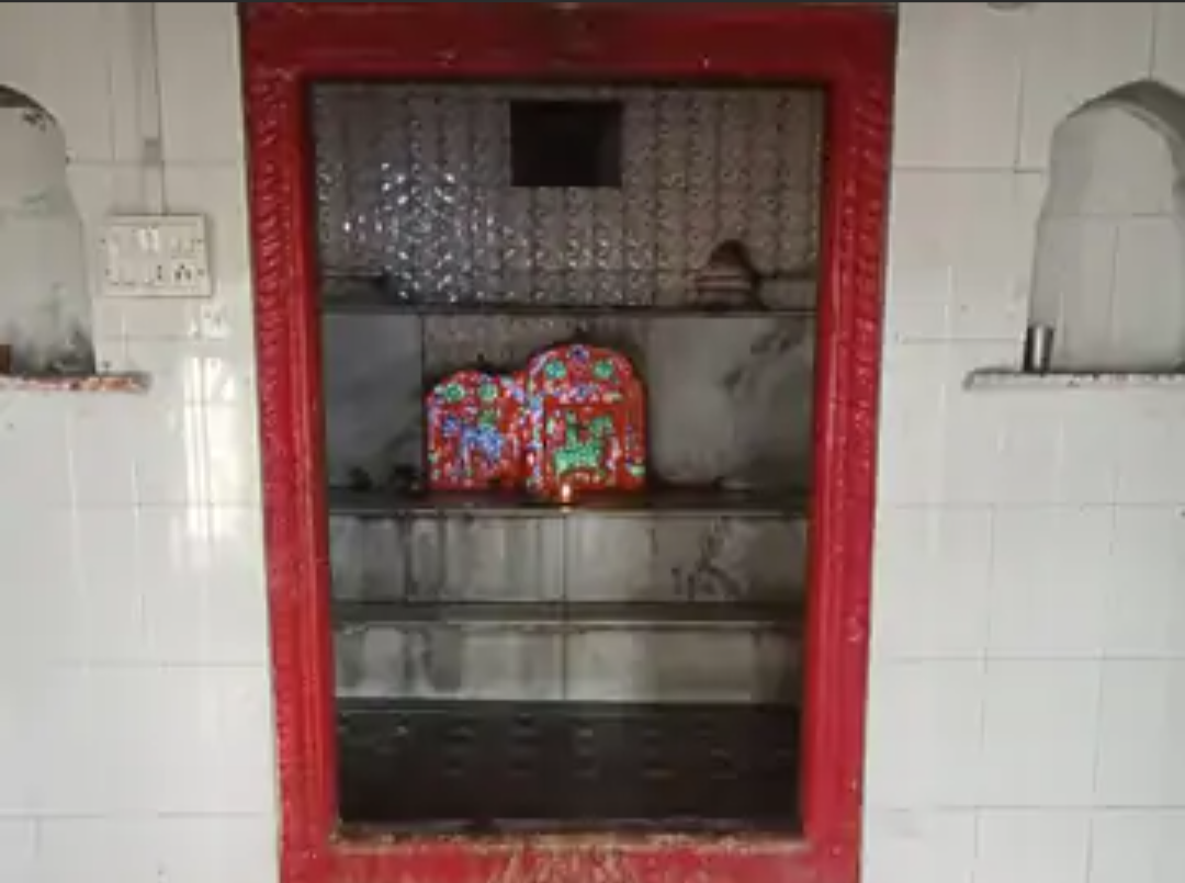 स्यावता में श्री माला जी महाराज का 1114वां जन्मोत्सव मनाया:भक्तों ने महाराज के दरबार में हाजिरी लगाई, मन्नतें मांगीं