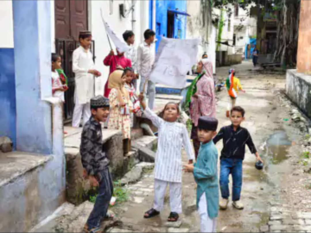 घाड़ कस्बे में ईद-ए-मिलादुन्नबी का पर्व:पैगंबर साहब के प्रति दर्शाया प्रेम, शांति का संदेश अपनाने की अपील