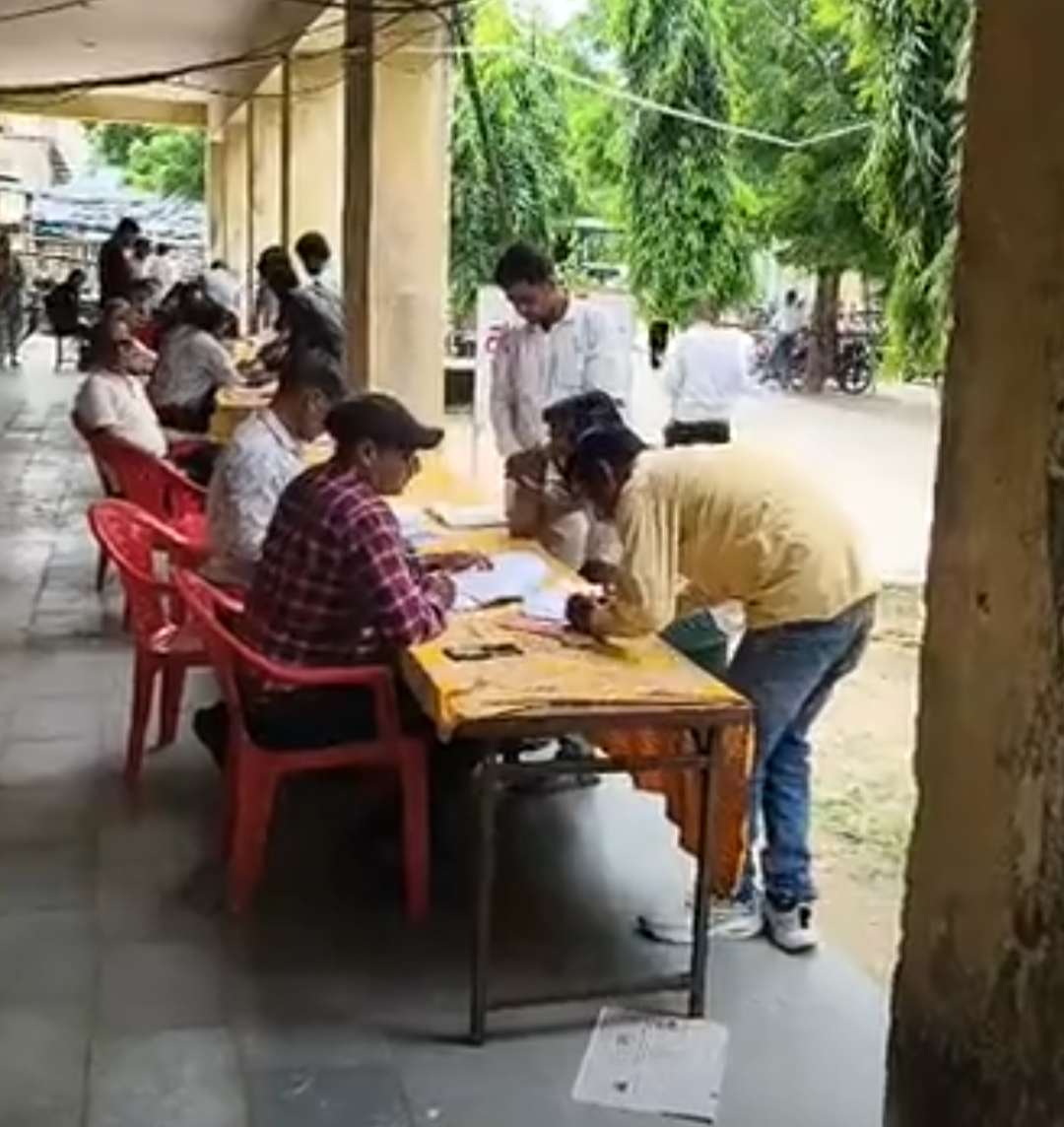 नगर निकाय चुनाव के लिए नामांकन शुरू:देवली-दूनी में पहले दिन 7 नामांकन दाखिल, 31 अगस्त तक जारी रहेगी प्रक्रिया