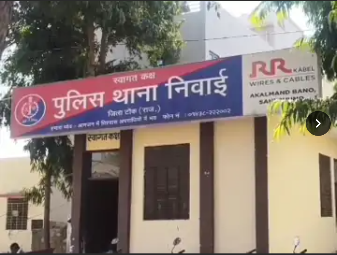 सोलर प्लांट से 16 लाख की केबल चोरी, दो गिरफ्तार:20KG केबल बरामद; केबल और जेवर चोरी की कई वारदातें कबूलीं