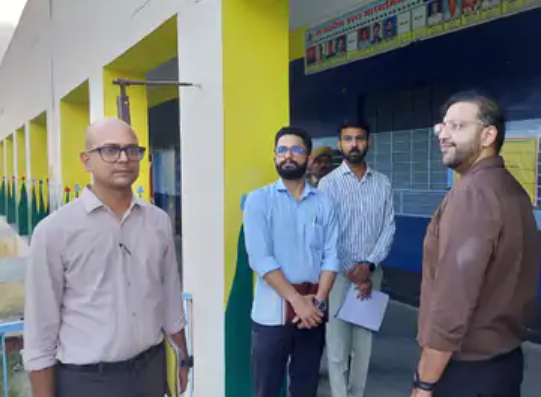 पर्यवेक्षक ने पीपलू के 3 मतदान केंद्रों का निरीक्षण किया:2026 निकाय चुनाव की तैयारियों का जायजा लिया, व्यवस्थाओं पर संतोष जताया