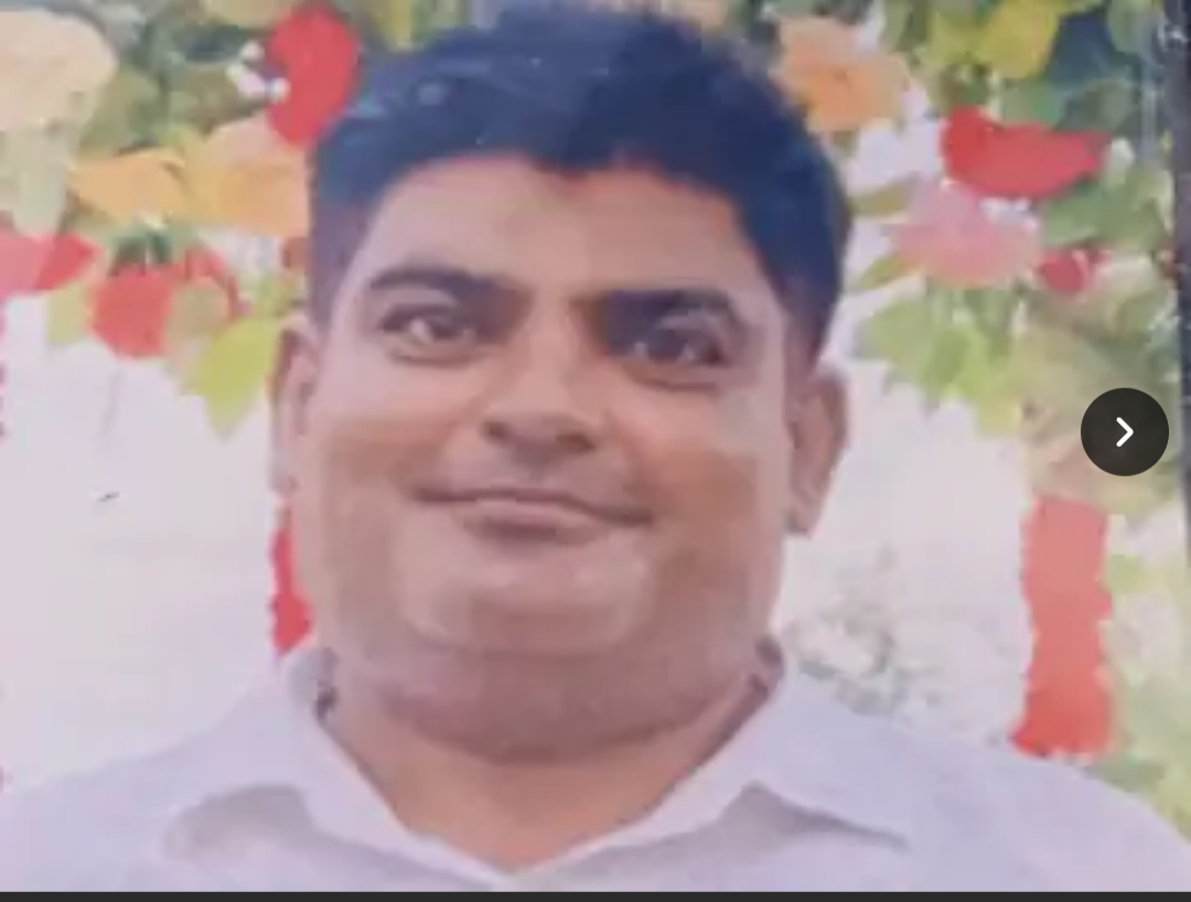 डंपर में घुसी कार, MBBS छात्र के पिता की मौत:गाड़ी के परखच्चे उड़े; टोंक-देवली हाईवे पर हादसा