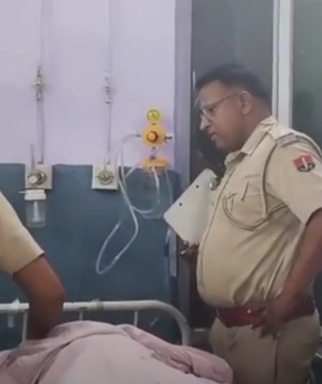 देवधाम जोधपुरिया मेले में रेलिंग में दौड़ा करंट:युवक की मौत, युवती और 2 महिलाएं झुलसी, रेफर