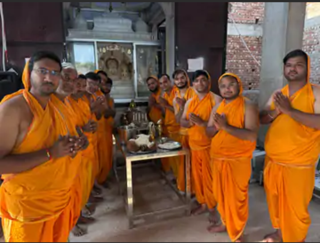 चंद्रांचल तीर्थ क्षेत्र में पर्युषण का दूसरा दिन मनाया:उत्तम मार्दव धर्म की पूजा हुई, देश में शांति; समृद्धि की कामना की