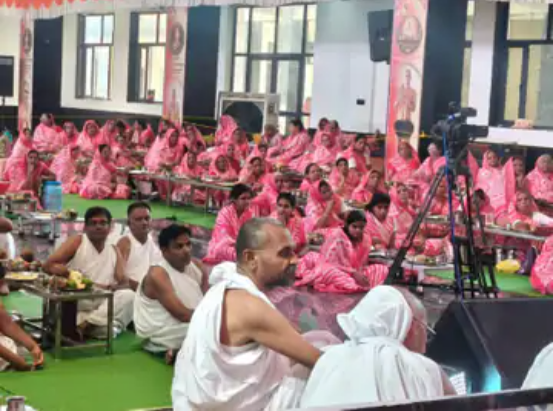 निवाई में दशलक्षण महापर्व पर उमड़े श्रद्धालु:श्रावक संस्कार शिविर में उत्तम मार्दव धर्म की आराधना, शिविर में 200 लोगों ने लिया भाग