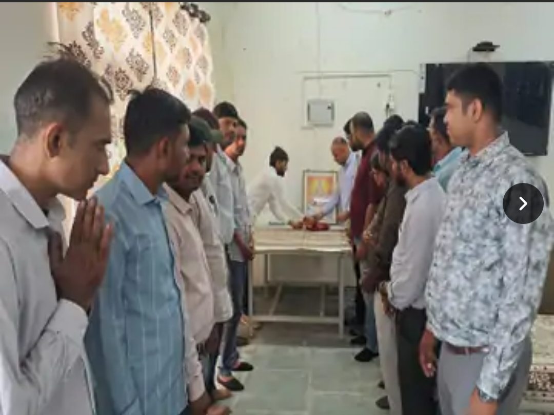 जिला-स्तरीय शैक्षिक सम्मेलन में शिक्षकों की समस्याओं पर हुआ मंथन:रेसटा विभाग को तबादले और प्रमोशन को लेकर ज्ञापन देंगे