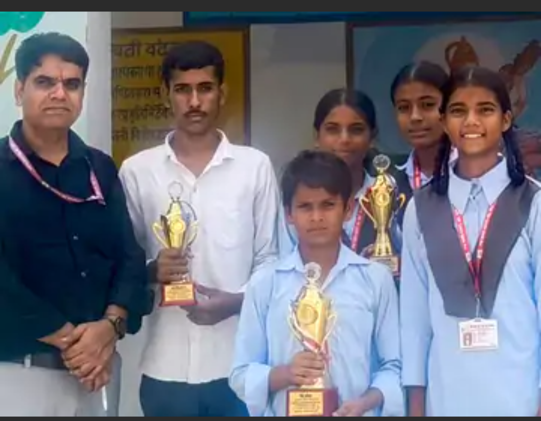 पीएमश्री राहोली के 5 खिलाड़ियों का राज्य स्तर पर चयन:मलखंभ प्रतियोगिता में छात्रा वर्ग में पहला, छात्र वर्ग में दूसरा स्थान मिला