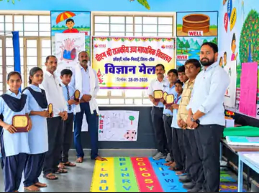 टोरडी के पीएम श्री स्कूल में विज्ञान मेले का आयोजन:राष्ट्रीय आविष्कार अभियान में 6वीं से 9वीं क्लास के स्टूडेंट्स ने दिखाए मॉडल