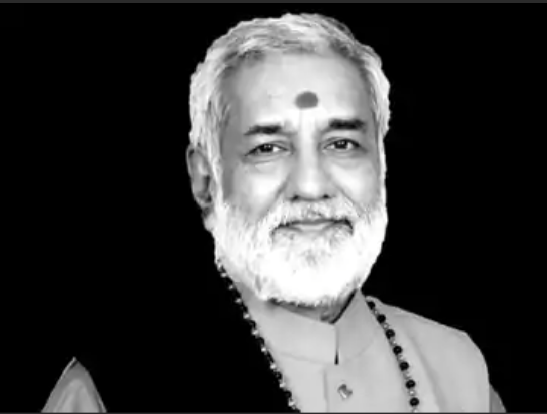 पं. विजयशंकर मेहता का कॉलम:ईश्वर की कृपा को समर्पण रूपी पात्र में ही इकट्ठा कर सकते हैं