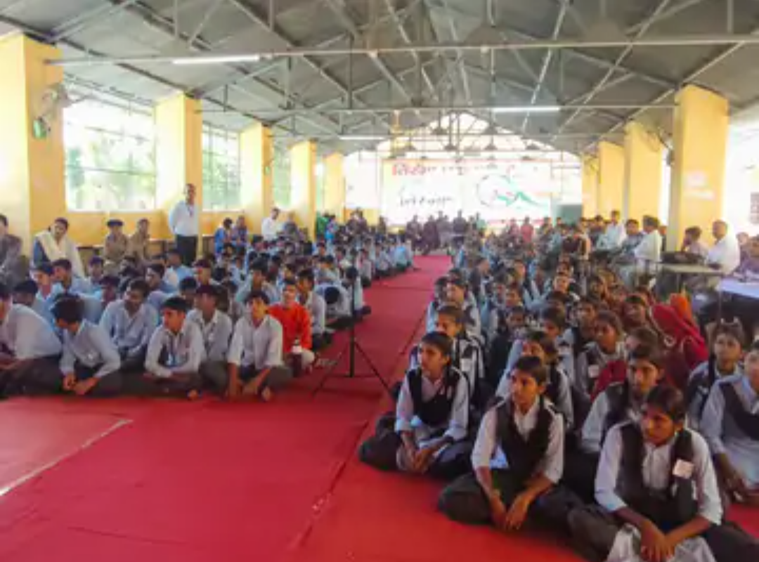 निवाई के पीएमश्री स्कूल में प्रबल कार्यक्रम:स्टूडेंट्स ने सीखे 21वीं सदी के कौशल, विकसित करने पर दिया जोर
